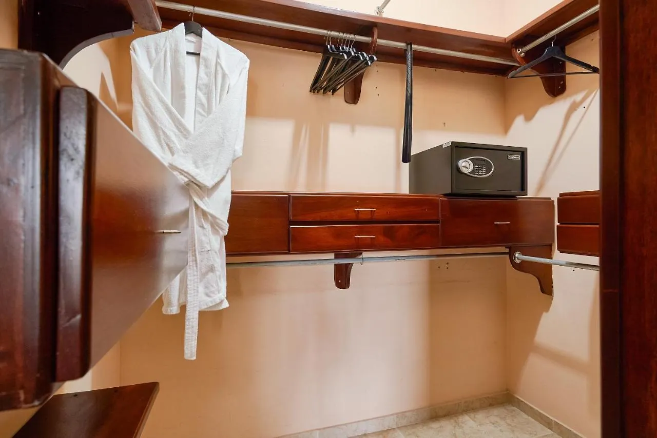 Escape 3Br Apartment In The Center Of Piantini Santo Domingo