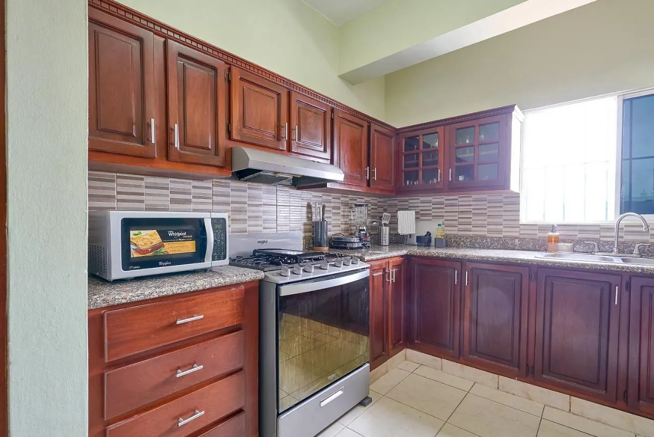 Escape 3Br Apartment In The Center Of Piantini 聖多明哥