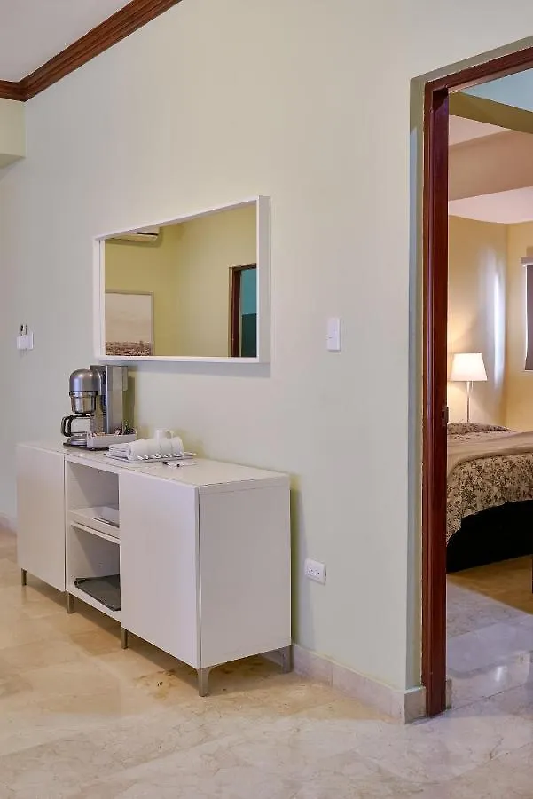 Escape 3Br Apartment In The Center Of Piantini 聖多明哥